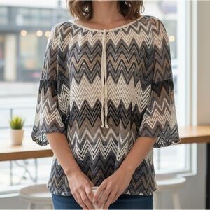Roz & Ali Chevron Patterned Blouse - Black, Gray, Cream